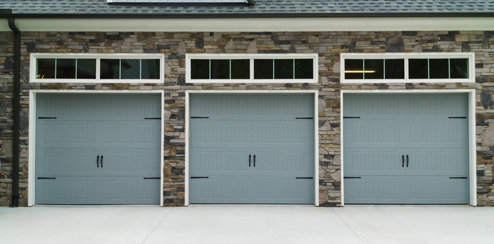 Home garage door West Bloomfield Township